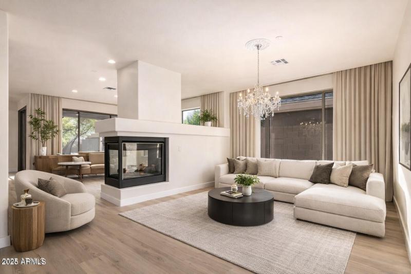 3 2335 W Muirfield Dr