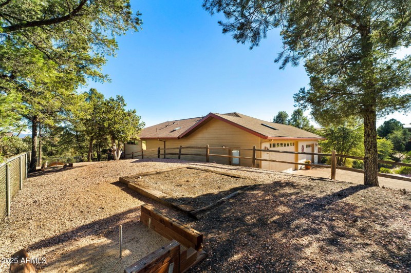 017__406 S Whisper Ridge Ln