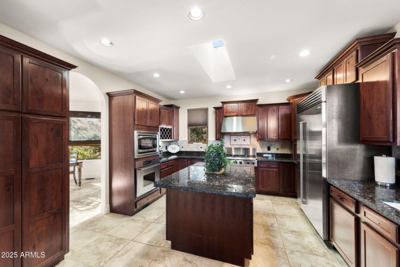 028__406 S Whisper Ridge Ln