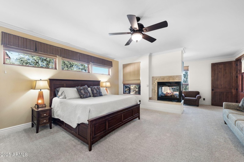 041__406 S Whisper Ridge Ln