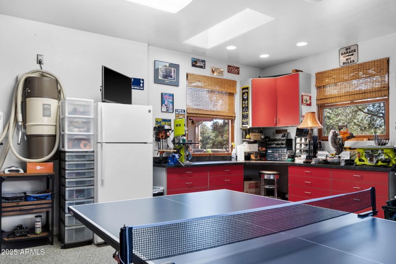 060__406 S Whisper Ridge Ln