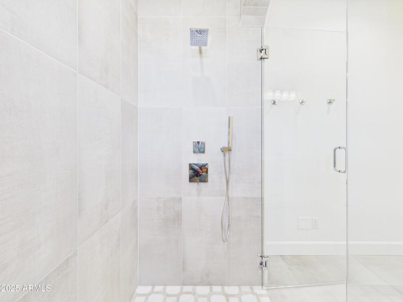 41 20704 N 90th PL Unit 1015 Primary Sho