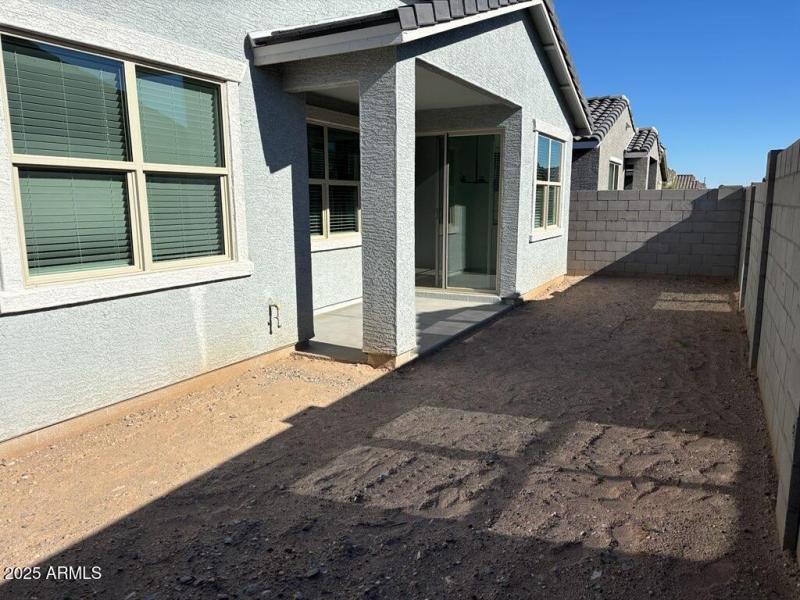 16033 W BRONCO Trail,