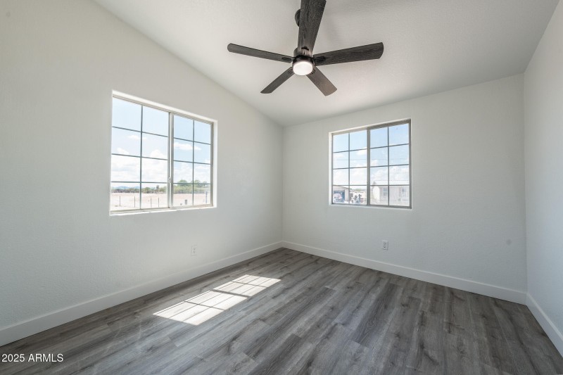 DSC02329-Enhanced-NR