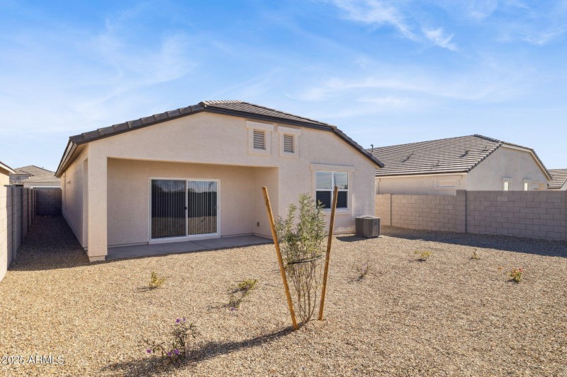 5-web-or-mls-1454-s-241st-ave