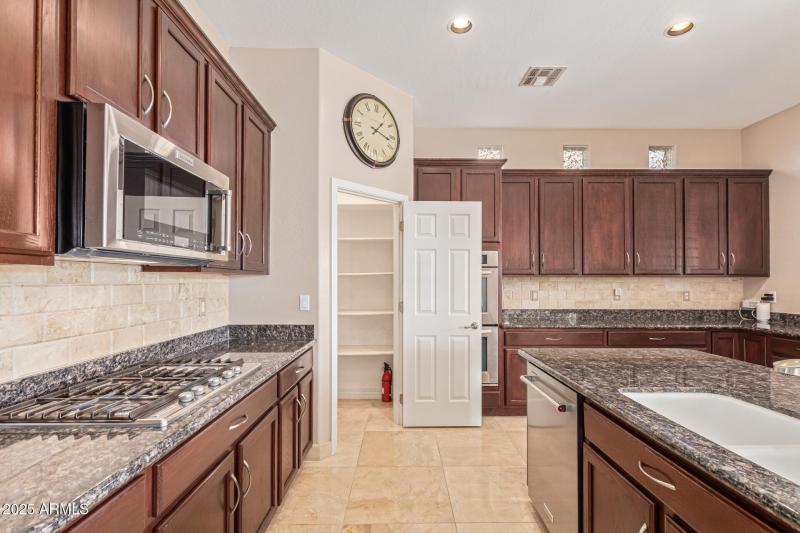 441 W Desert Flower Lane