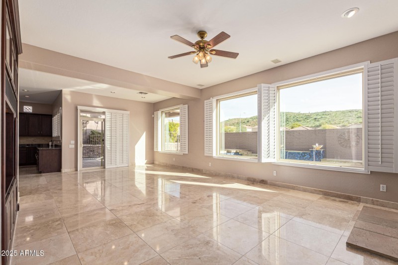 441 W Desert Flower Lane