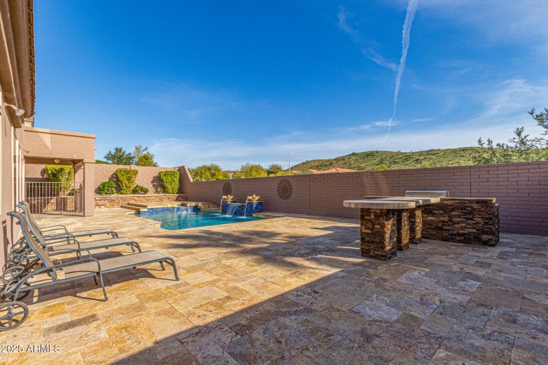 441 W Desert Flower Lane