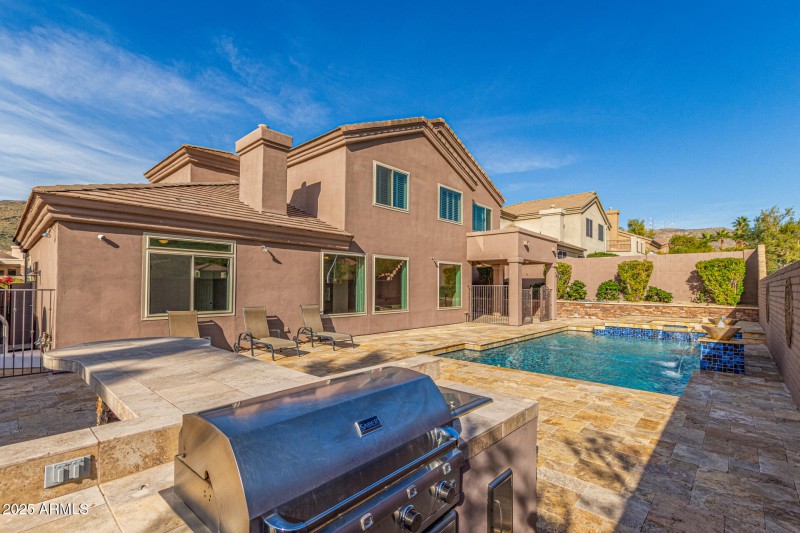 441 W Desert Flower Lane