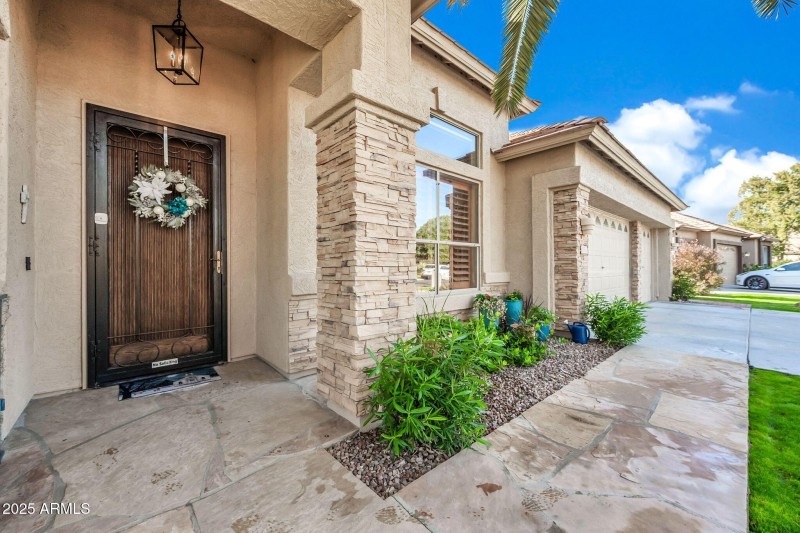 1551 W Blue Ridge Way-3