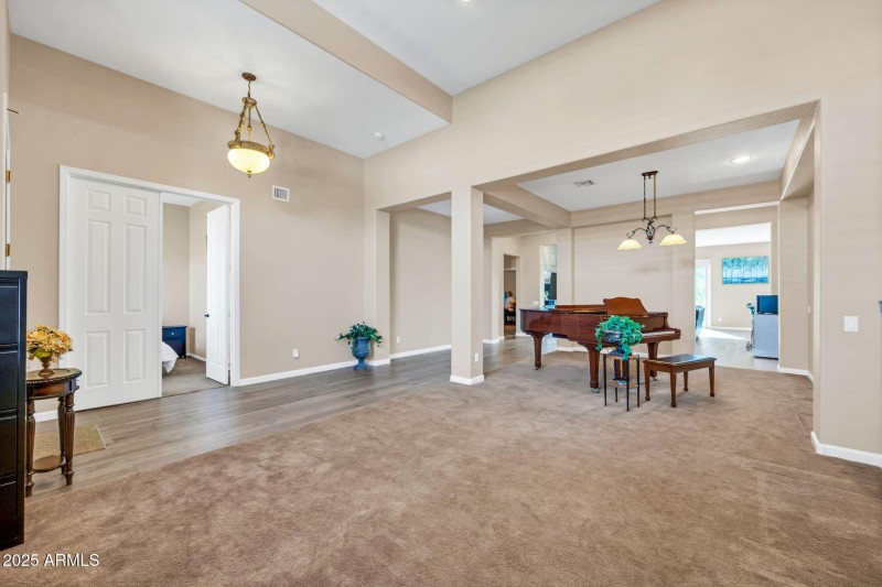 1551 W Blue Ridge Way-9