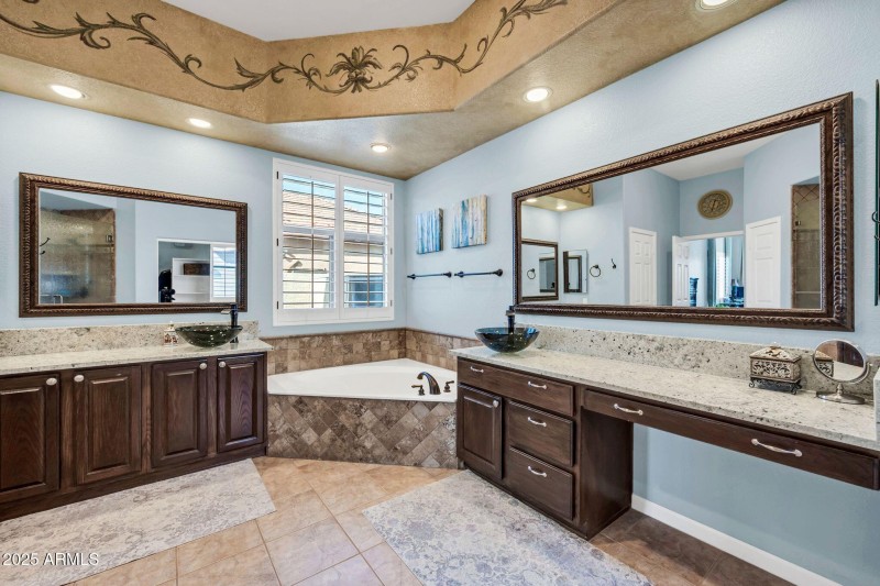 1551 W Blue Ridge Way-20