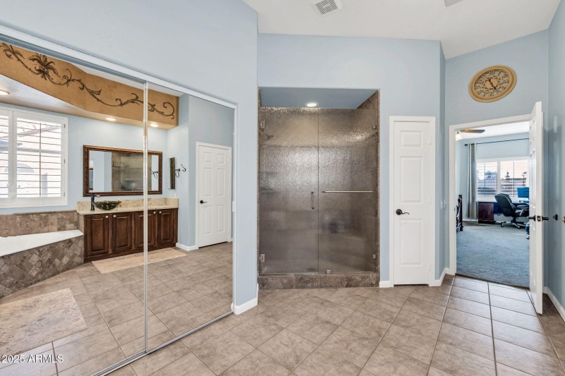 1551 W Blue Ridge Way-21