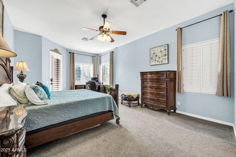 1551 W Blue Ridge Way-26