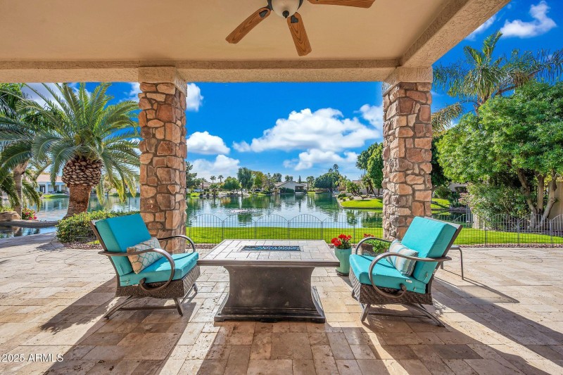 1551 W Blue Ridge Way-51