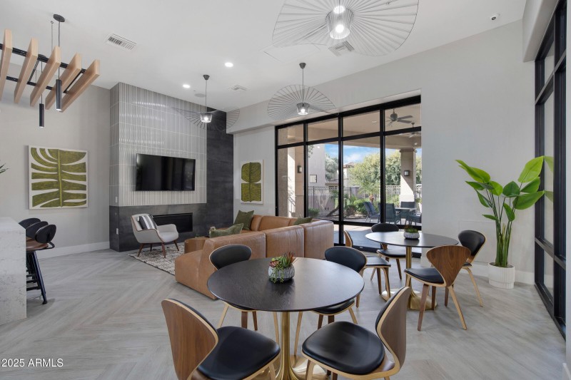 3330 S Gilbert Rd #2013