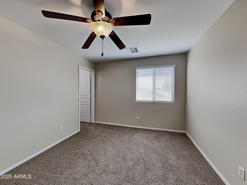 1004650.46008 W Amsterdam Road_11