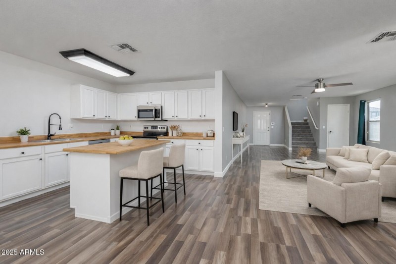 Virtual Staging - Kitchen