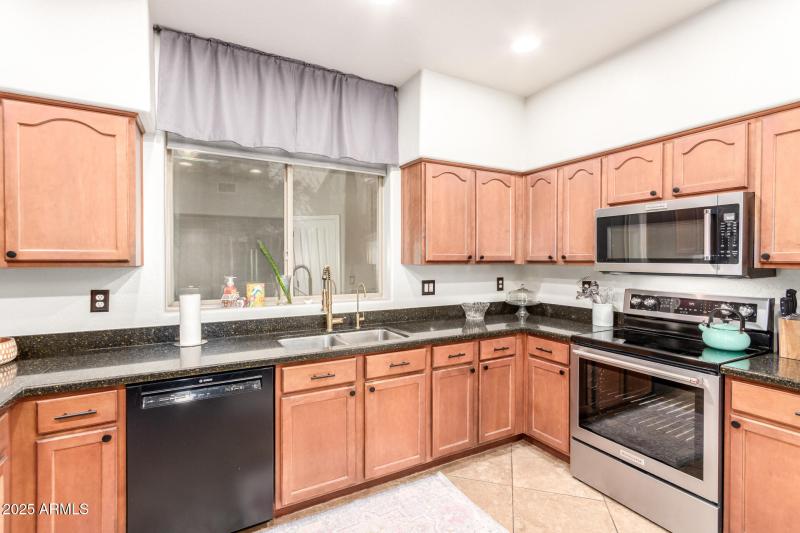 Kitchen w/SS Appliances