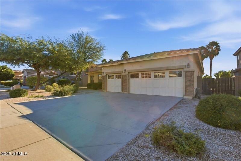 03-15115 W Pierson St