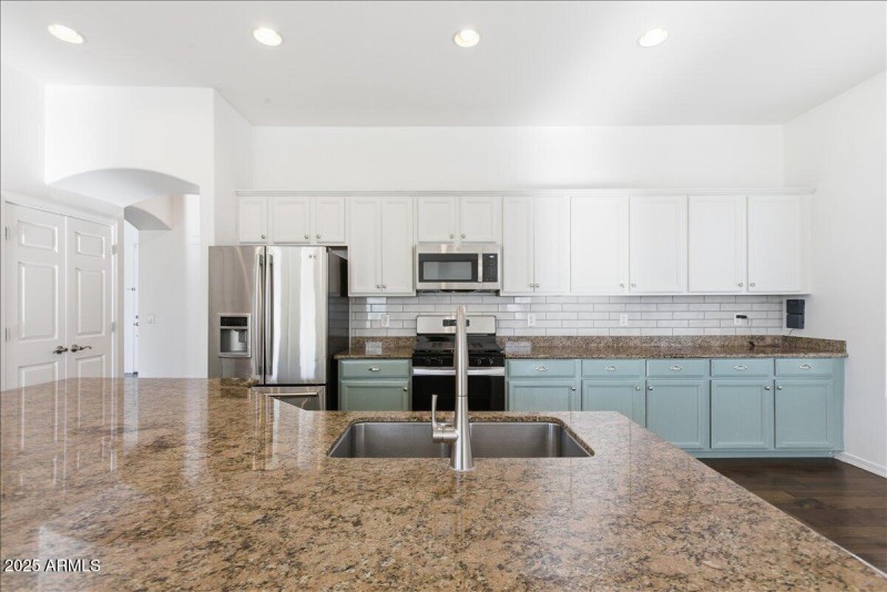 14-15115 W Pierson St