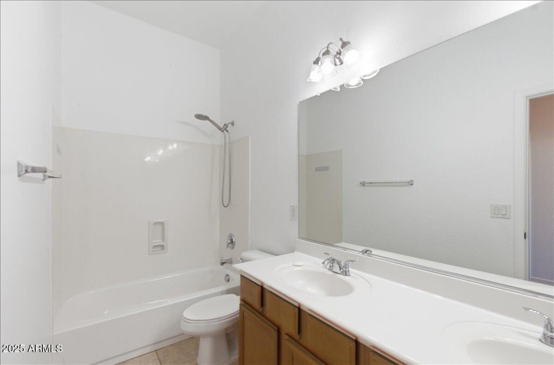 34-15115 W Pierson St