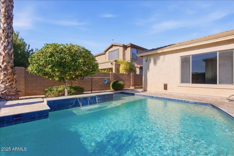 43-15115 W Pierson St