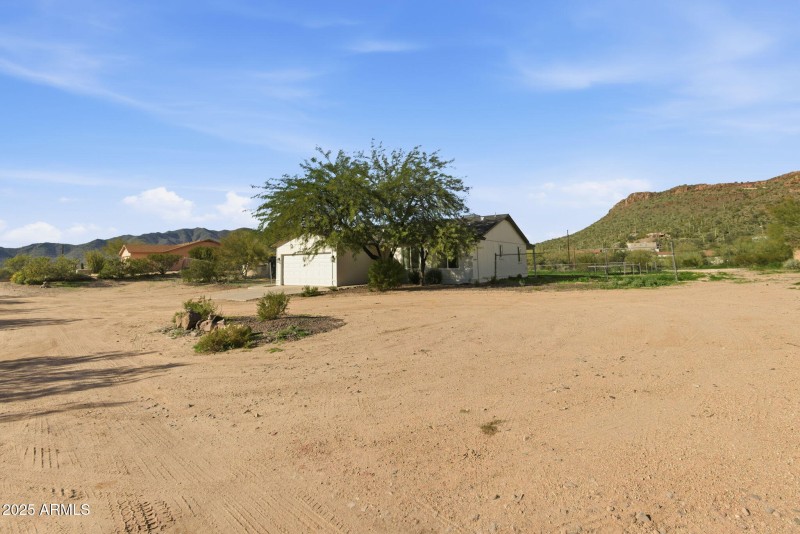 3-web-or-mls-389A0414 Ruben Ortiz