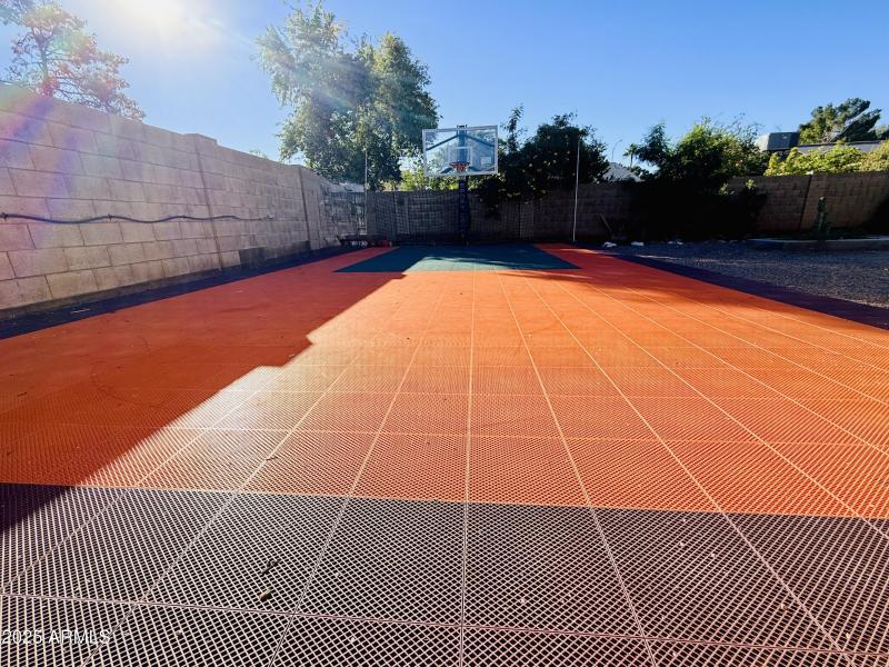 B4D32F97-6B50-45C7-886F-C4A37F990A6A_1_2