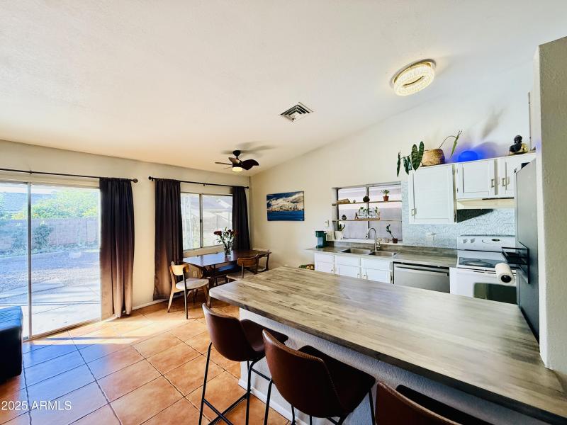 CF649270-2D50-414C-9706-36CD9DB269BD_1_2