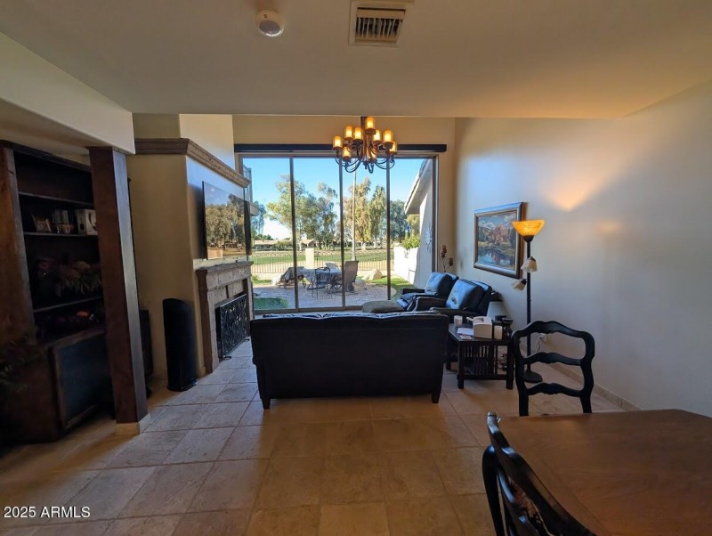 PXL_20251219_180449512