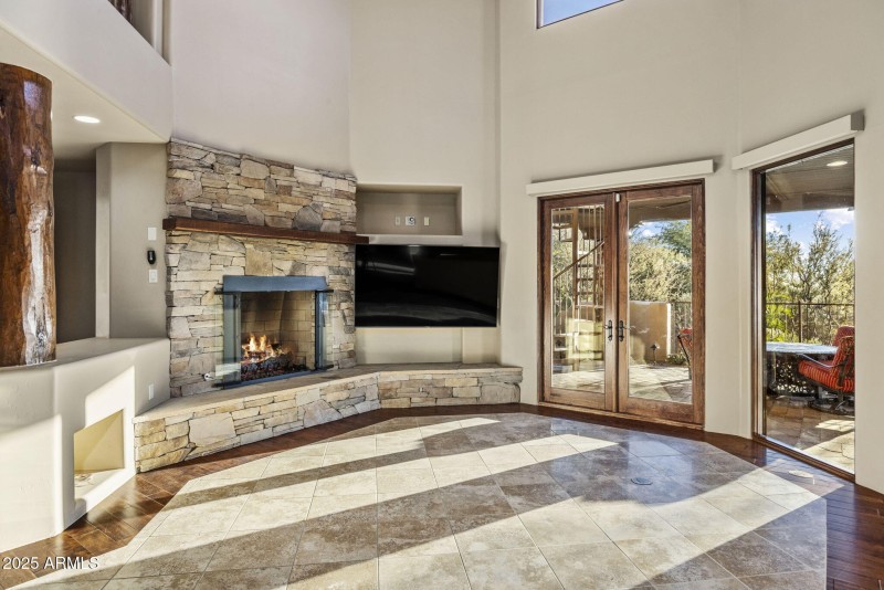 32-web-or-mls-D46A7336