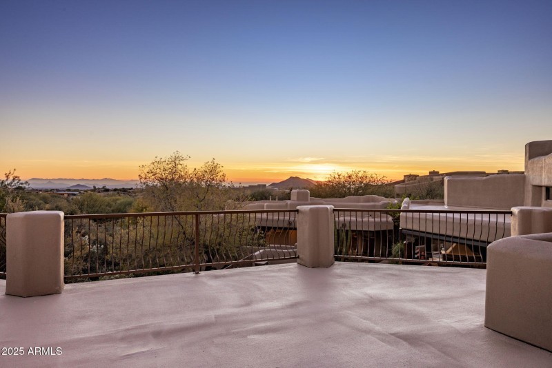 66-web-or-mls-D46A7574