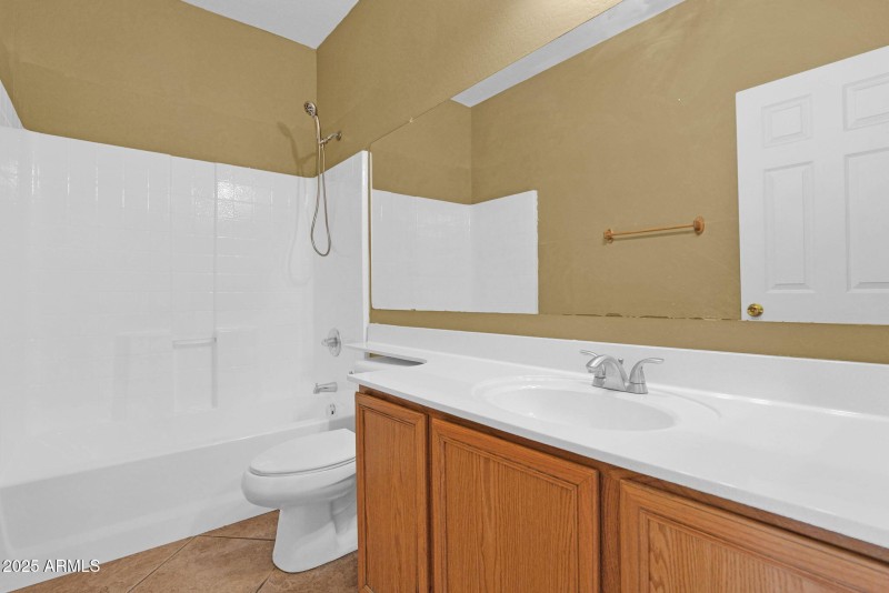 24-web-or-mls-P1404772