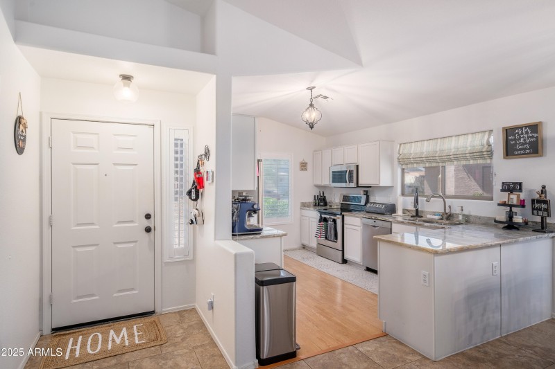 2246 E Soft Wind Dr (04)