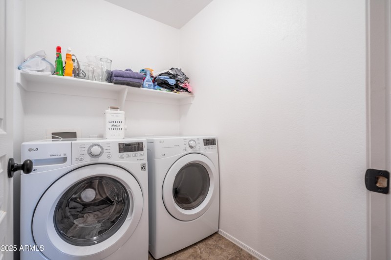 2246 E Soft Wind Dr (21)