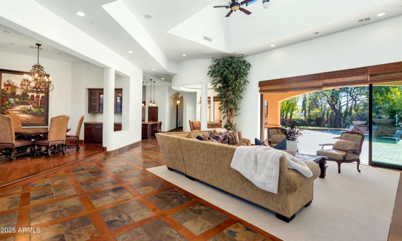 Large Open Floor Plan