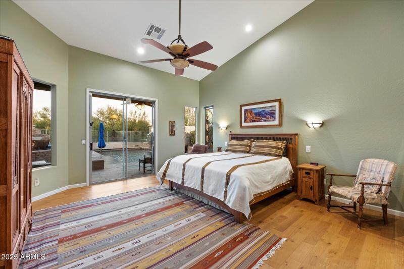 30-Primary Ensuite Bedroom