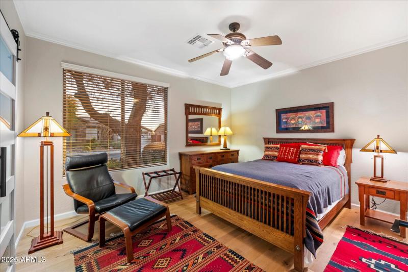 37-2nd EnSuite Bedroom