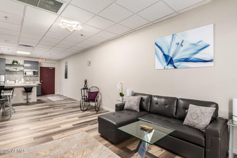 15 - Ave of the Fountains