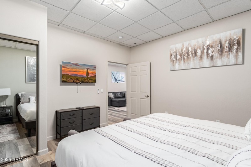 20 - Ave of the Fountains