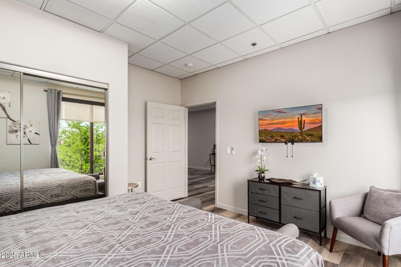 25 - Ave of the Fountains