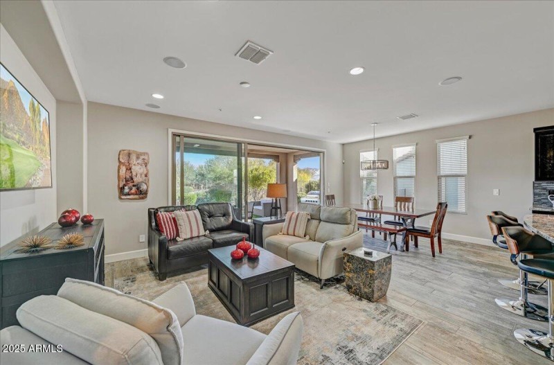 23-Family Sitting II