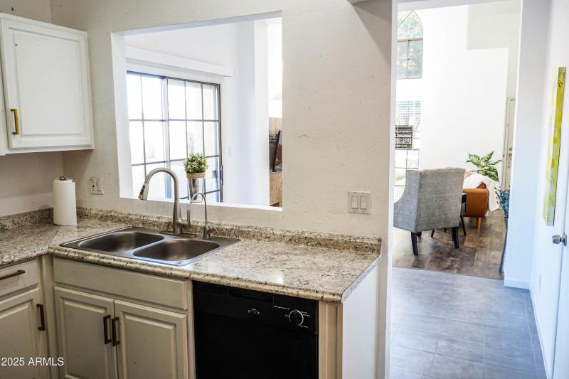 1126 elliot #1066-14