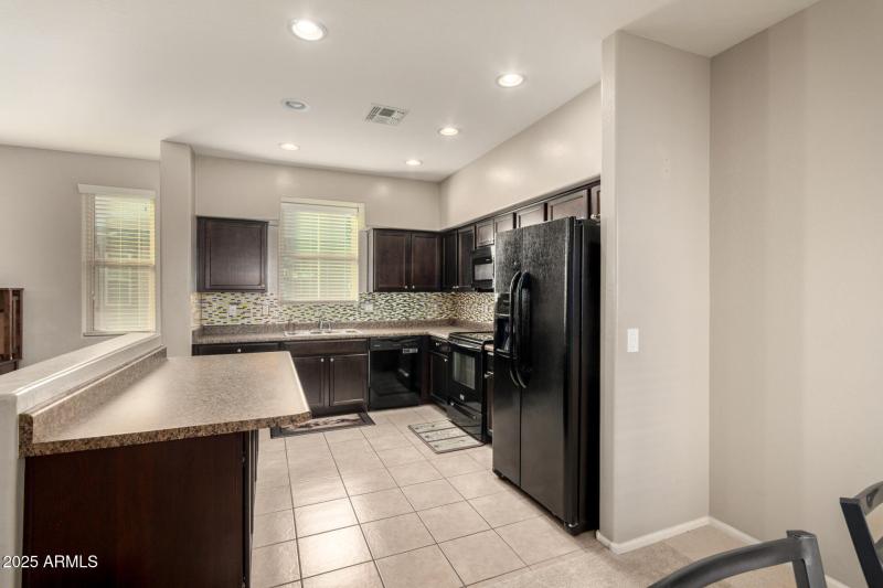 All appliances included!