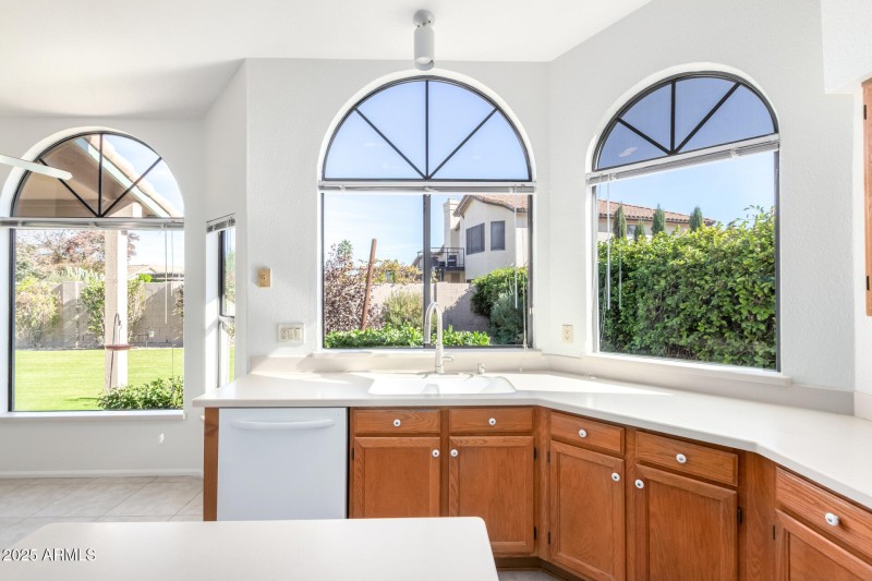 5 - Corrine (12 - 20 -25)