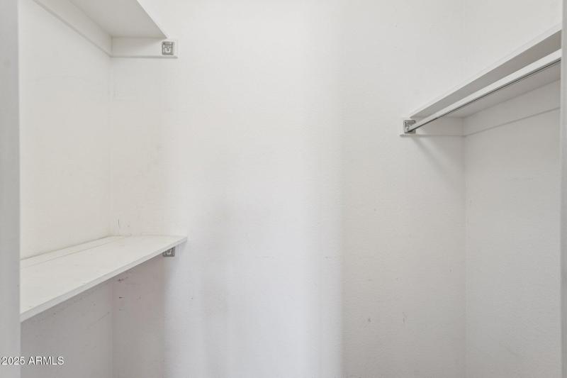 20-web-or-mls-W Jacaranda Dr-S2112-021