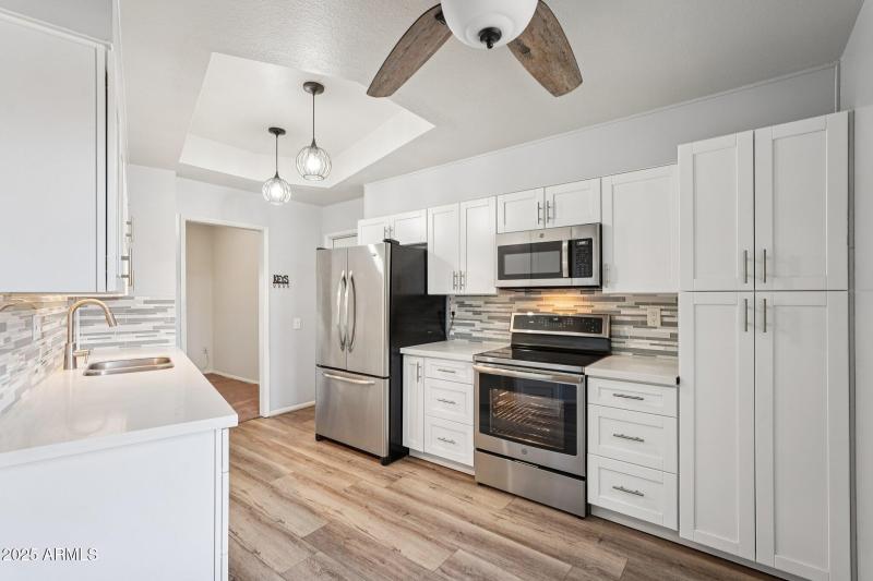 12-web-or-mls-W Jacaranda Dr-S2112-013