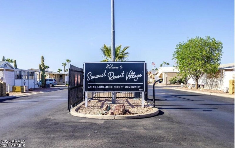 SUNWEST RESORT VILLAGE AMENITIES