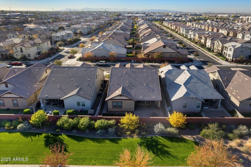 Premium lot, no neighbor behind